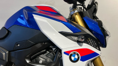 BMW F900 R (25MY)